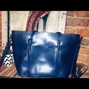 Navy Blue Leather Oil Wax Bucket handbag!
